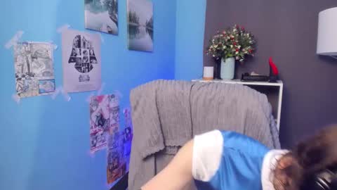 Leo online show from February 15, 8:29 pm