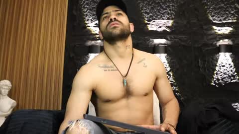 Leo  Diaz online show from May 6, 11:22 pm