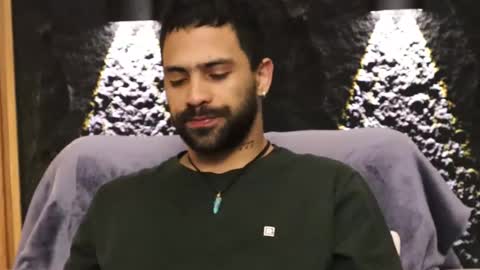 Leo  Diaz online show from February 3, 4:10 am