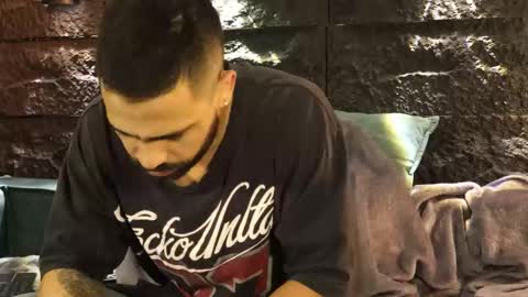 Leo  Diaz online show from November 28, 2:30 am