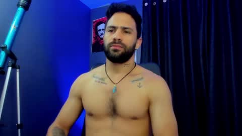 Snapshot of leo_diaz01 chatting on February 4, 12:51 am Leo Diaz online show from February 4, 12:51 am