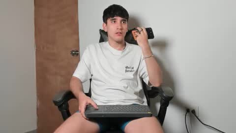 Leo Jones online show from March 19, 11:09 pm