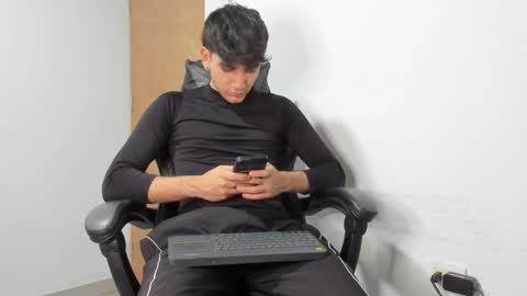 Leo Jones online show from October 26, 10:42 pm