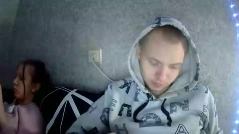 leo_timm online show from February 2, 9:44 pm