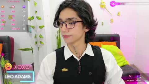 Leo online show from February 7, 6:24 pm