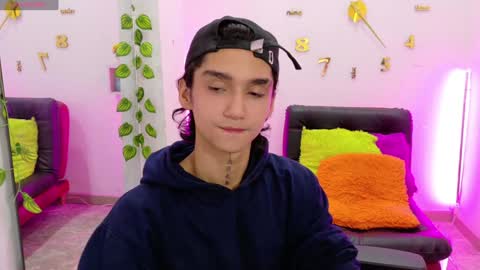 Leo online show from January 13, 4:30 pm