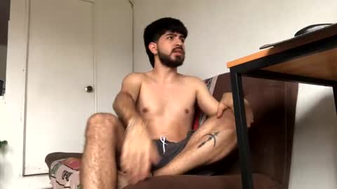 Leo  online show from October 12, 4:43 pm