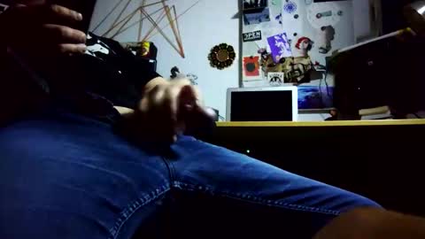 leolongbln online show from January 11, 6:08 am