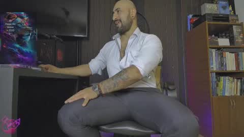 Leon online show from November 29, 11:29 am