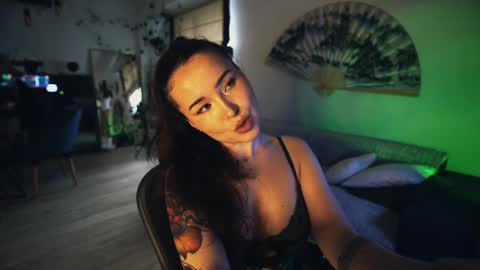 Leo online show from March 6, 4:44 am