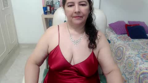 leonela   online show from May 30, 2:10 am
