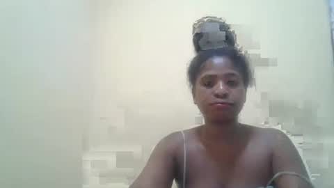 leonnetta online show from April 19, 11:07 pm