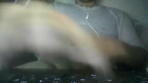 leoonel_95 online show from January 15, 7:05 am