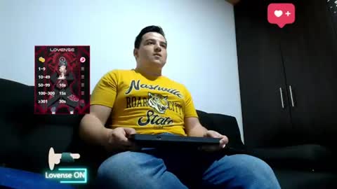 leoreem_ online show from July 9, 2:26 am