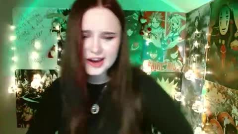 little secret online show from November 18, 6:11 pm