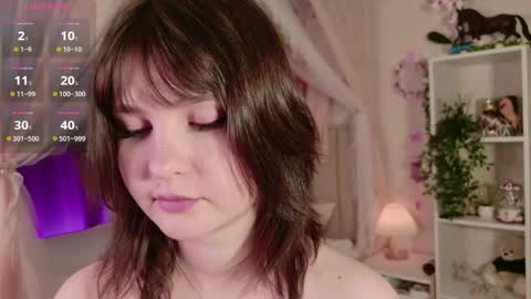 Nicole Moore online show from June 5, 3:17 pm