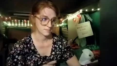 LesleyGumGrass- The Boring Trans girl online show from June 24, 3:35 am