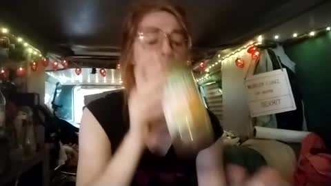 LesleyGumGrass- The Boring Trans girl online show from June 16, 2:21 pm