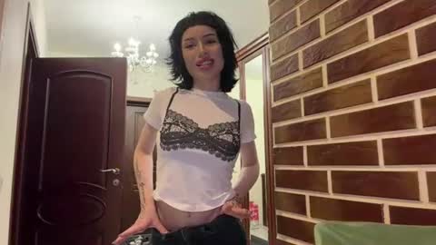 lesleypowderly online show from July 23, 12:46 am