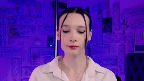 Leslie  next stream in - 29 november 1600 UTC0000 online show from January 29, 10:53 pm