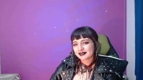 lestatdlion online show from December 21, 1:58 am