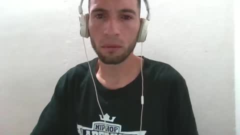 lester308209 online show from May 7, 7:37 am