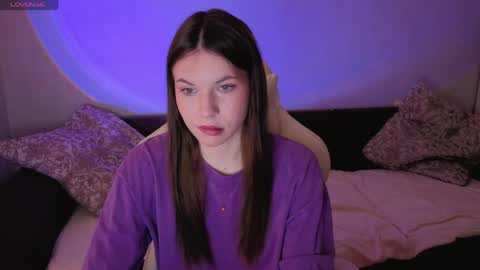 Fiona online show from April 3, 8:38 pm