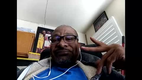 letmegetsum2 online show from May 1, 8:25 pm