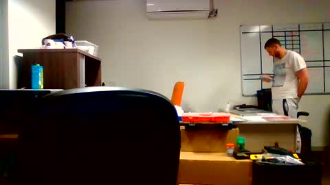 The Silent type online show from December 18, 2:42 am