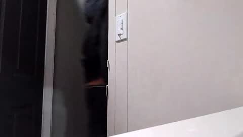 letsfukorbate online show from December 19, 1:23 am