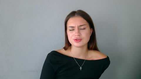 Snapshot of lette_emily chatting on September 17, 2:31 pm Emily online show from September 17, 2:31 pm