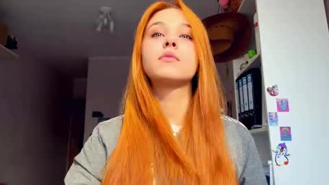 Lola online show from February 20, 9:44 am