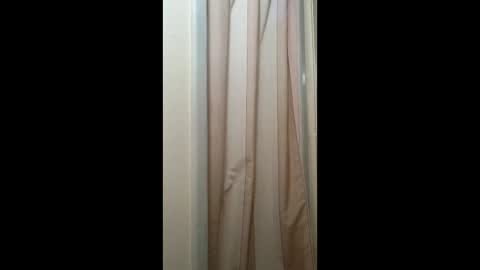 letxiguzman24 online show from February 1, 3:36 am