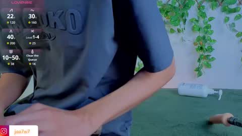 Levi  online show from February 7, 4:10 pm