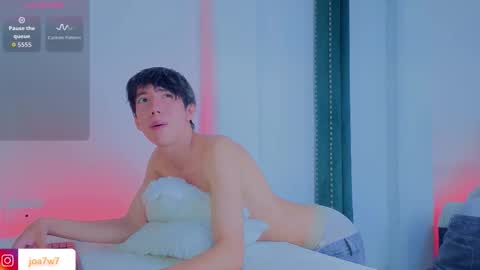 Levi  online show from February 24, 5:05 pm