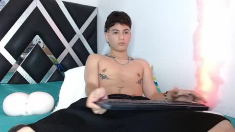 LevySteven online show from May 29, 4:21 am