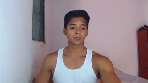 i  am lewis ly EDUARDO MEMDOZA15 online show from May 26, 7:42 pm