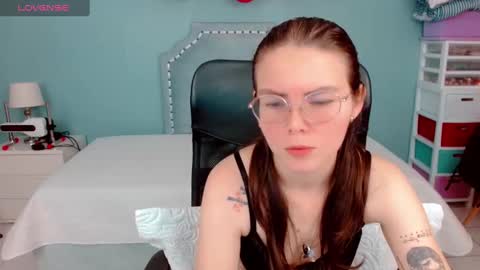 Snapshot of lexalove_doll chatting on September 24, 4:19 am Lexas Room online show from September 24, 4:19 am
