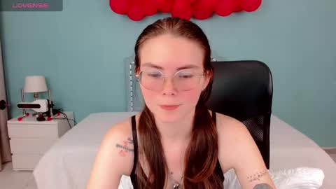 Snapshot of lexalove_doll chatting on September 16, 4:26 am Lexas Room online show from September 16, 4:26 am
