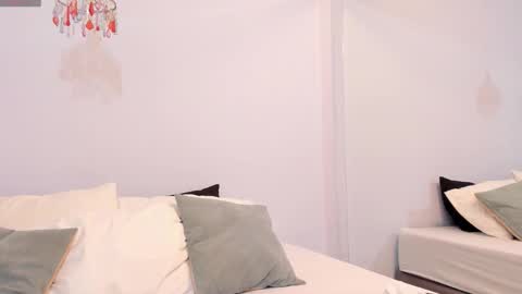 Gabrielle online show from March 14, 11:25 am