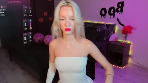 lexieblonde online show from October 21, 5:05 pm