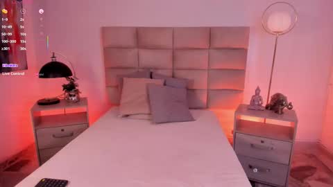 Lexie  online show from October 7, 11:39 am