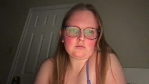 Snapshot of lexielilacs chatting on January 12, 2:03 am lexie online show from January 12, 2:03 am