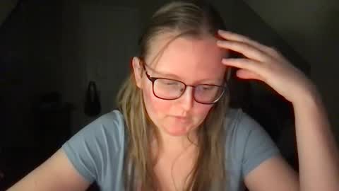 Snapshot of lexielilacs chatting on January 10, 2:14 am lexie online show from January 10, 2:14 am