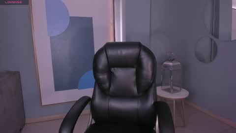 Lexie  online show from April 8, 6:55 pm