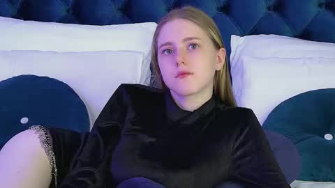 Lexi online show from November 14, 6:26 am