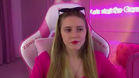 Lexi online show from January 17, 6:28 pm