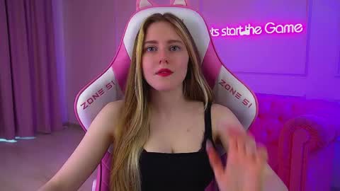 Lexi online show from May 15, 6:55 am