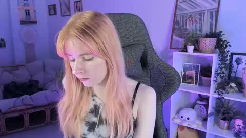 Lexi Wenford NO NUDE GODDESS online show from March 4, 8:46 am