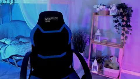 Lexi Wenford NO NUDE GODDESS online show from September 25, 3:24 am